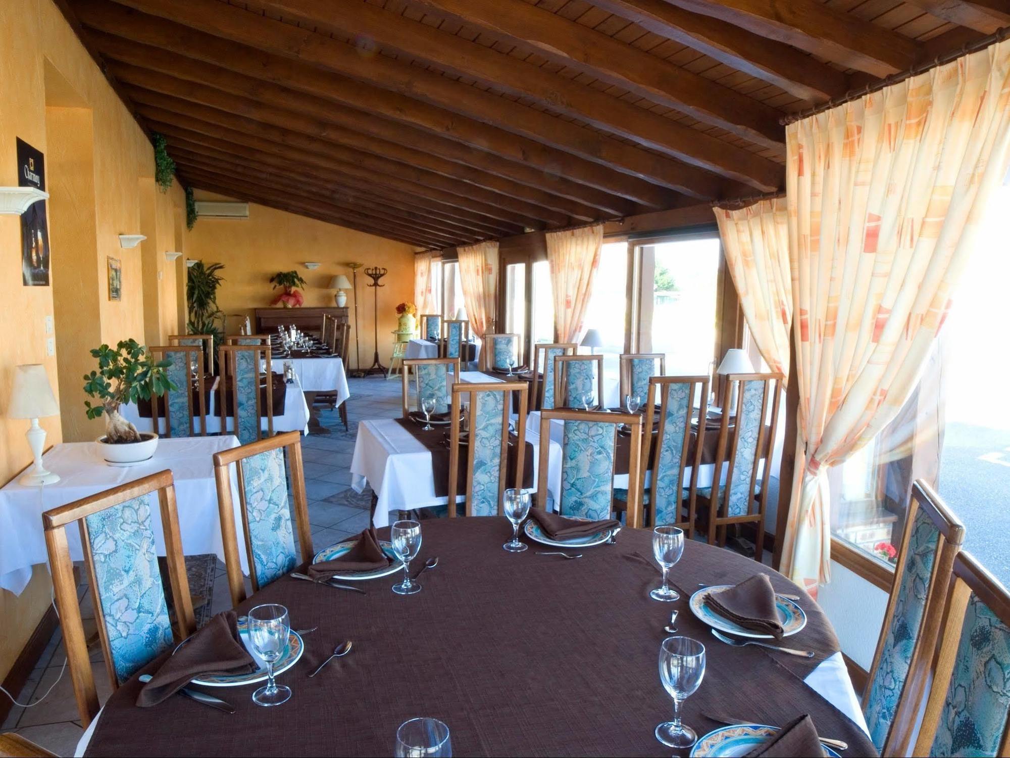 Logis Le Relais De Vacherauville Екстер'єр фото