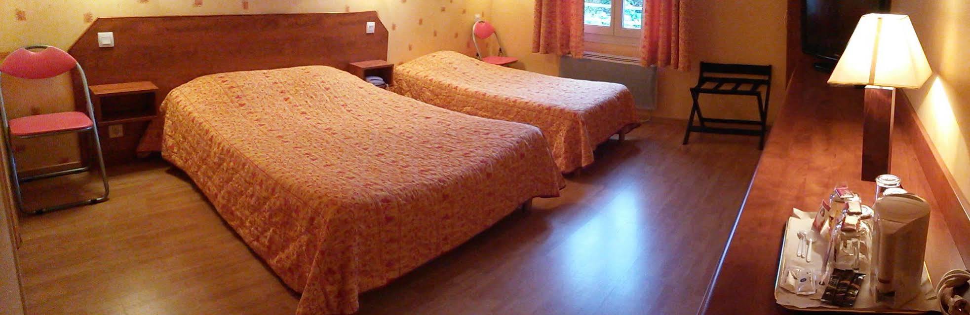 Logis Le Relais De Vacherauville Екстер'єр фото